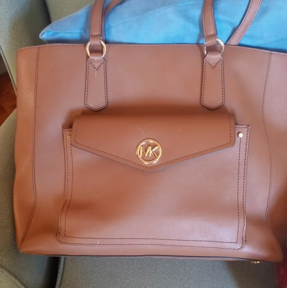 Michael kors tote - Picture 1 of 1